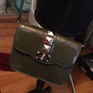 Cross body patent leather bag